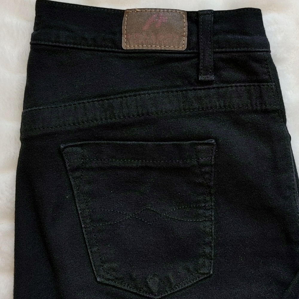 Holiday Jeans Company, black jeans